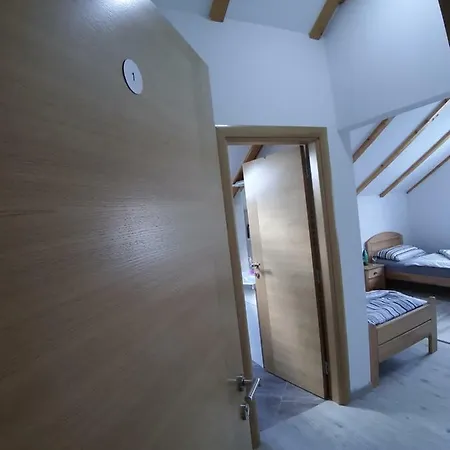 Bedrooms Cerovac 3* Gračac