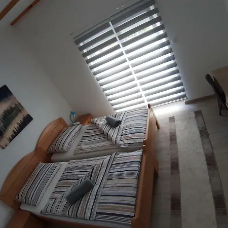 Bedrooms Cerovac Gasthof Gračac