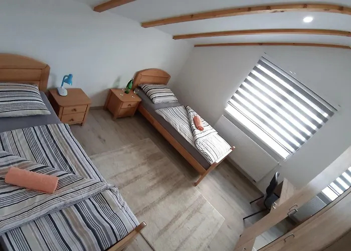 Bedrooms Cerovac Pensjonat 3*