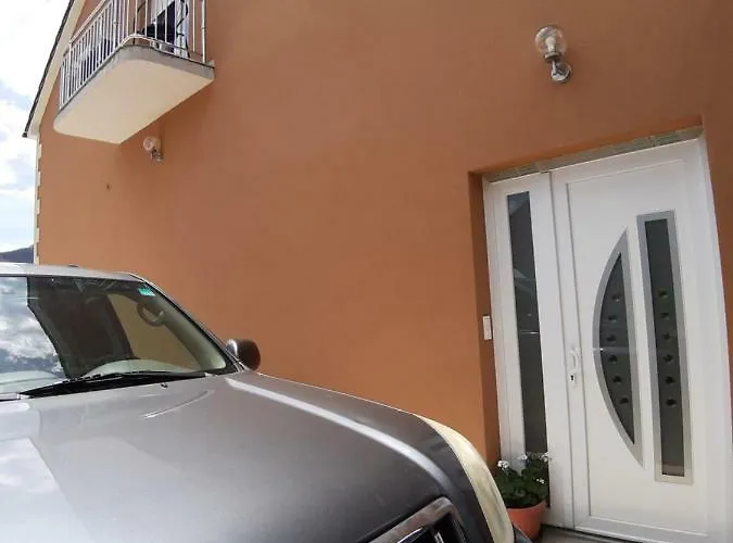 Bedrooms Cerovac 3* Gračac